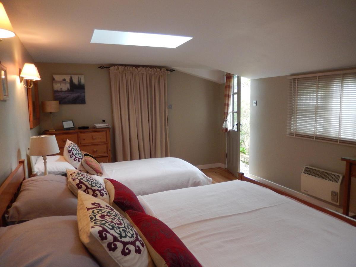 Motts Bed & Breakfast Great Dunmow Eksteriør bilde