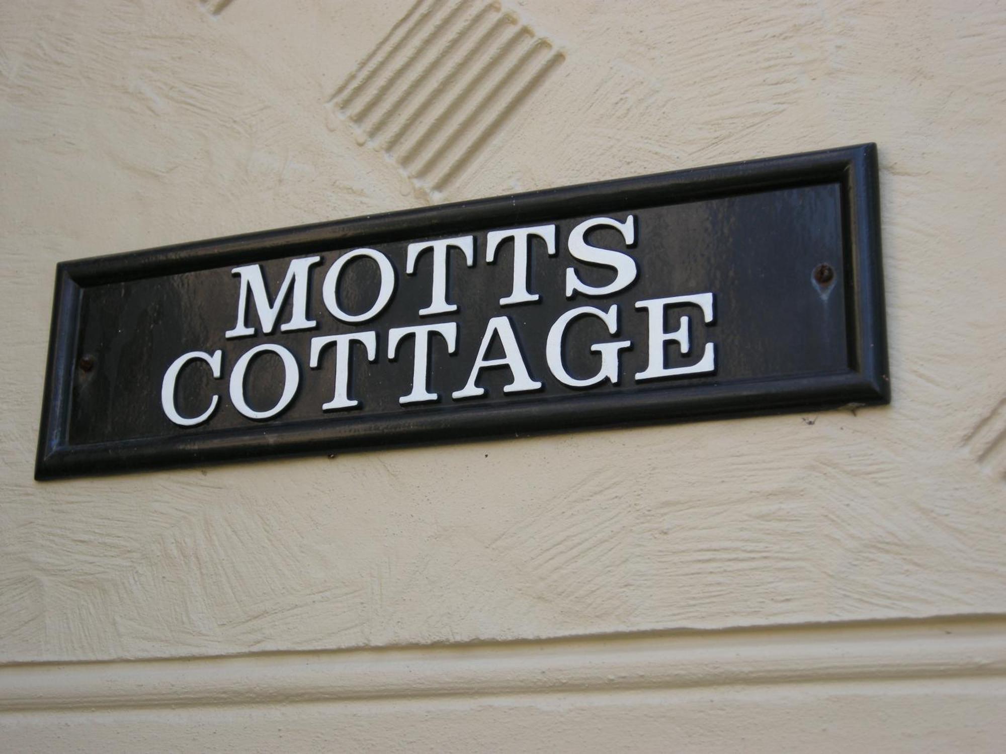 Motts Bed & Breakfast Great Dunmow Eksteriør bilde